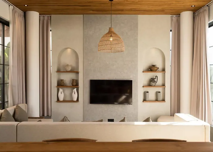 Onyx - Nyang Nyang By Yolla Hospitality Вилла *
